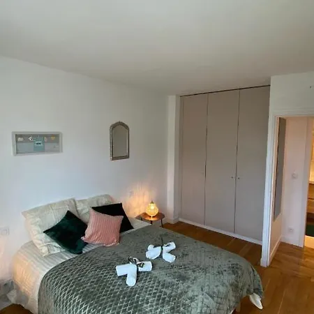 Astonishing Luxury In The South Of Paris *